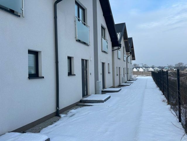 Mieszkanie 3-pokojowe Władysławowo, ul. Stanisława Wyspiańskiego. Zdjęcie 1