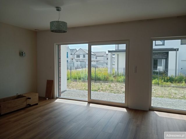 dom wolnostojący, 5 pokoi Szczodre, ul. Orzechowa. Zdjęcie 1