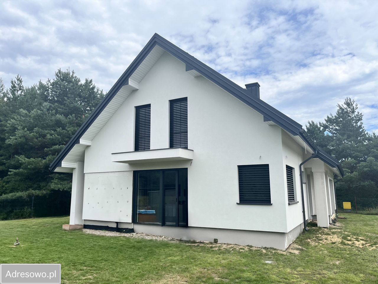 dom wolnostojący, 6 pokoi Wieliszew, ul. Willowa