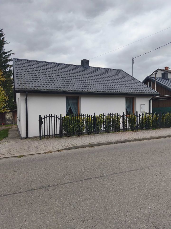 dom wolnostojący Firlej