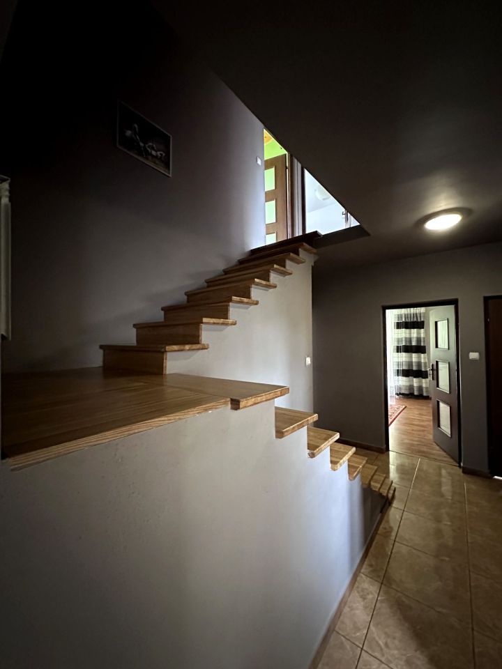 dom wolnostojący, 5 pokoi Stubno. Zdjęcie 3