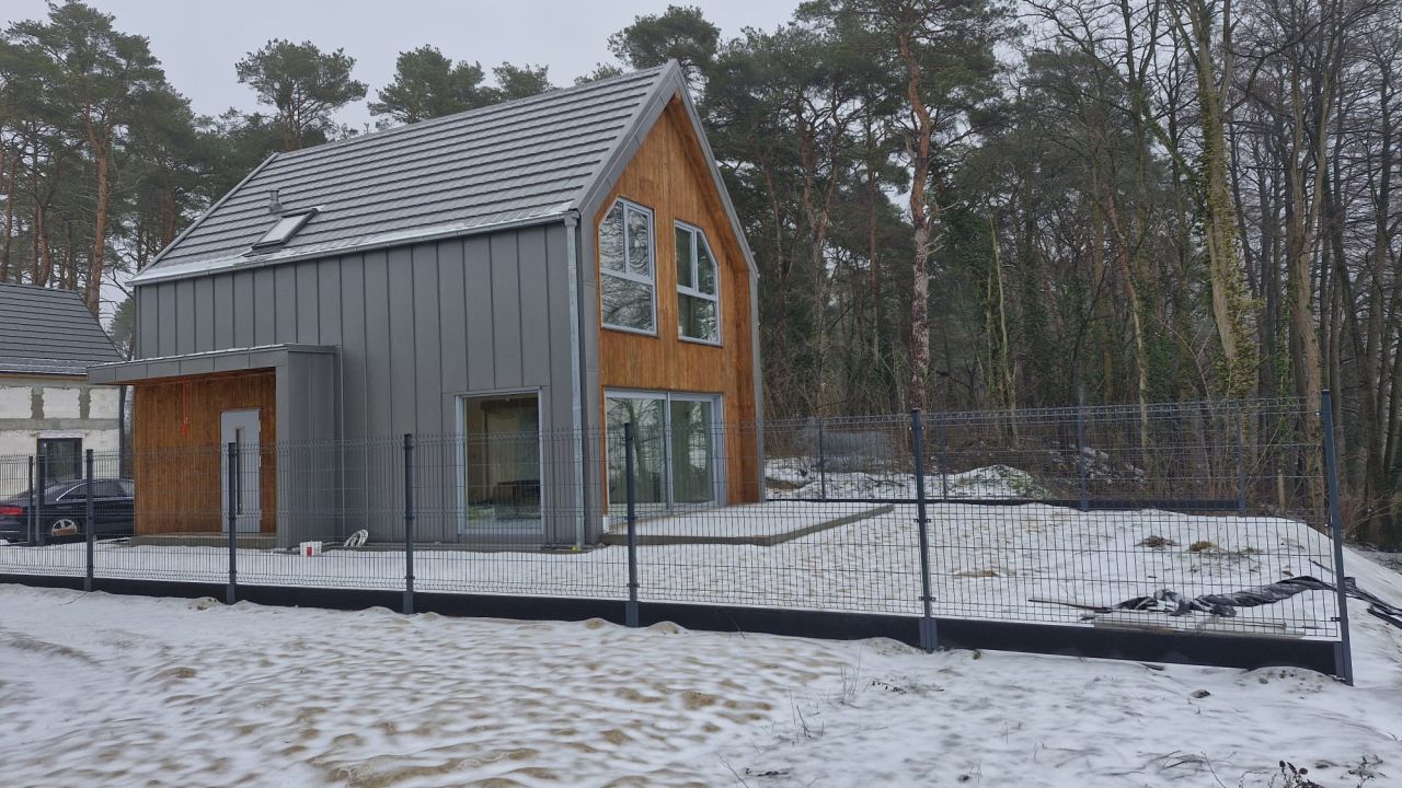 dom letniskowy, 4 pokoje Sława, ul. Odrodzonego Wojska Polskiego. Zdjęcie 2