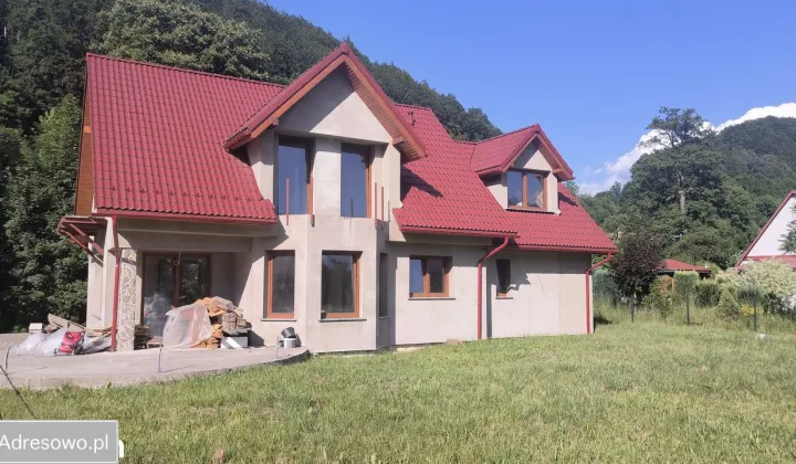 dom wolnostojący Jeleniów