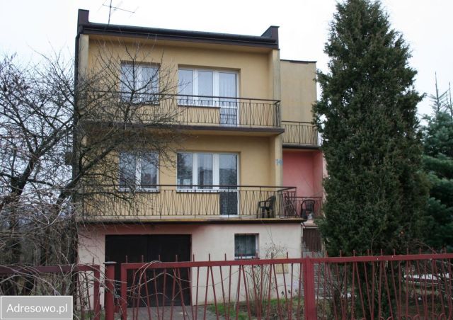 dom wolnostojący, 5 pokoi Kielce, ul. Jeleniowska. Zdjęcie 1