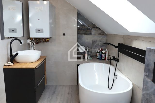 Mieszkanie 3-pokojowe Zagórze. Zdjęcie 11