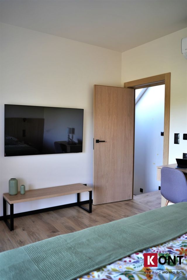 dom wolnostojący, 4 pokoje Zawadka. Zdjęcie 9