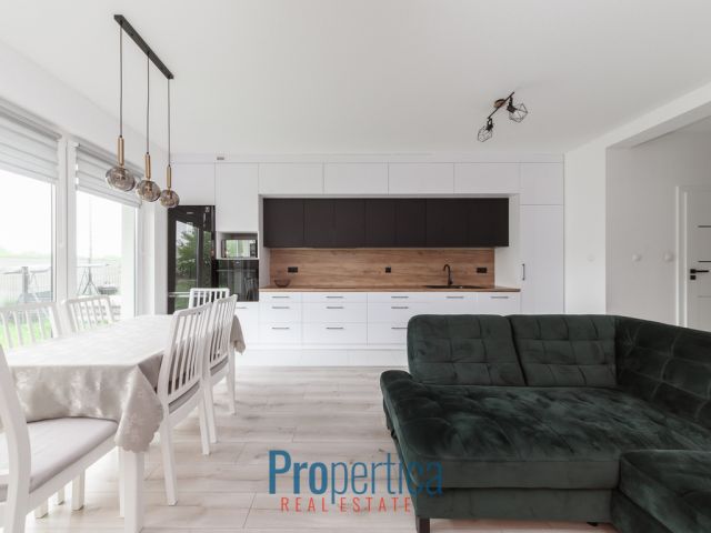 dom szeregowy, 4 pokoje Kobyłka, ul. Ceramiczna. Zdjęcie 1