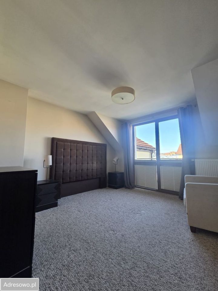 dom szeregowy, 5 pokoi Koszalin, ul. Laurowa. Zdjęcie 2