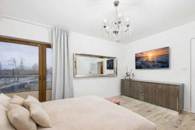 dom szeregowy, 5 pokoi Łomianki Dolne, ul. Kościelna Droga. Zdjęcie 10