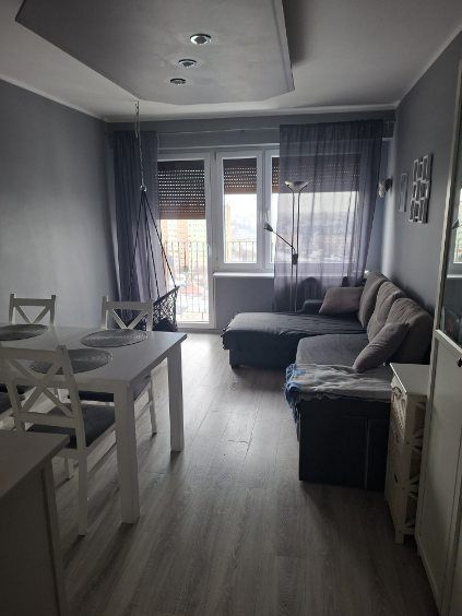 Mieszkanie 4-pokojowe Gniezno Winiary, os. Jagiellońskie. Zdjęcie 1