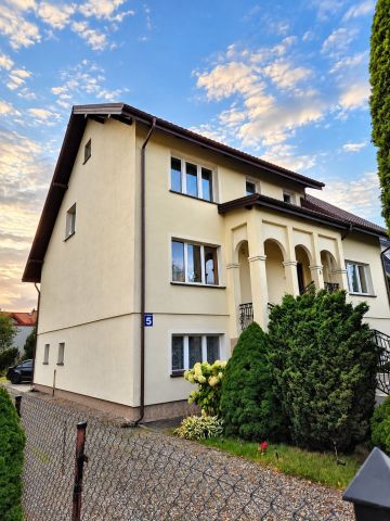 dom wolnostojący, 9 pokoi Chruszczewo. Zdjęcie 1