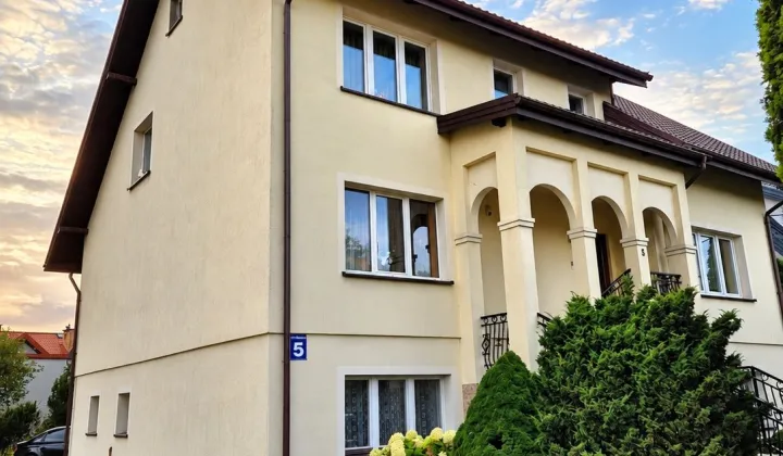 dom wolnostojący, 9 pokoi Chruszczewo