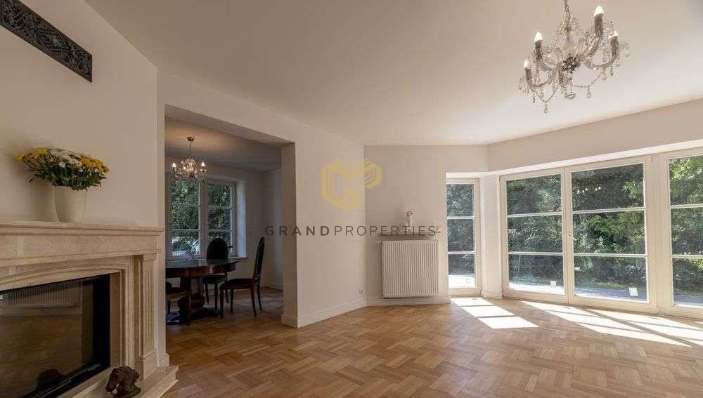 dom wolnostojący, 7 pokoi Łomianki, ul. Graniczna