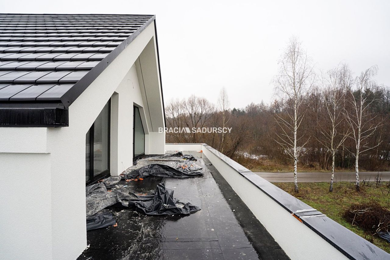 dom wolnostojący, 5 pokoi Zawada. Zdjęcie 15