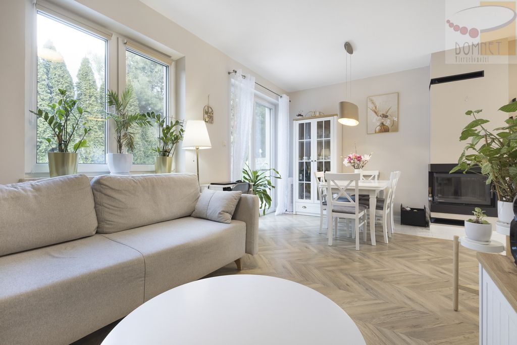 dom szeregowy, 5 pokoi Grodzisk Mazowiecki. Zdjęcie 2