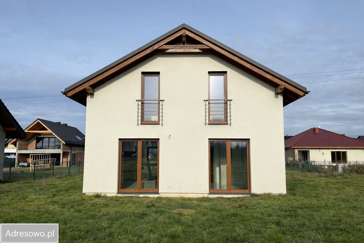 dom wolnostojący, 5 pokoi Frydek. Zdjęcie 3