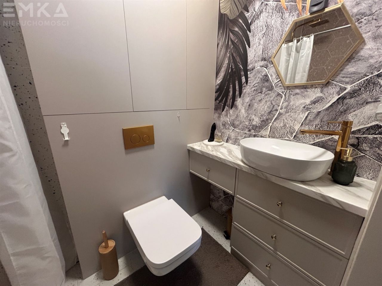 dom wolnostojący, 3 pokoje Sadłóżek. Zdjęcie 11