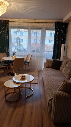 Mieszkanie 4-pokojowe Szczucin. Zdjęcie 1