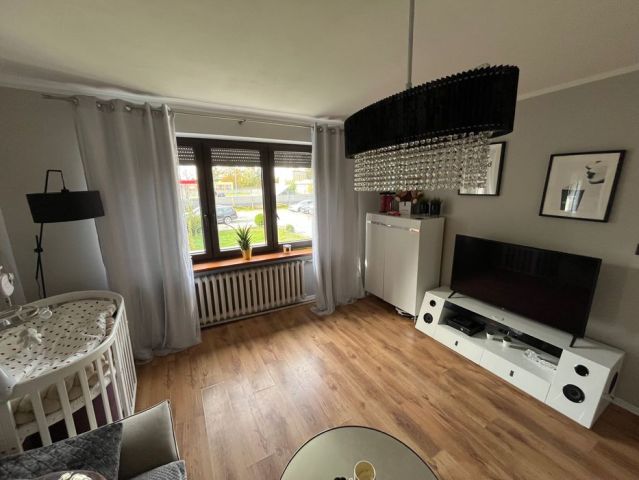 bliźniak, 4 pokoje Strzelin. Zdjęcie 1