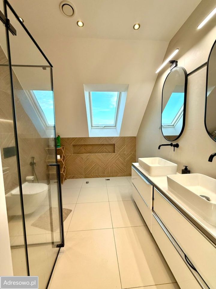 dom wolnostojący, 9 pokoi Grzymalin. Zdjęcie 12