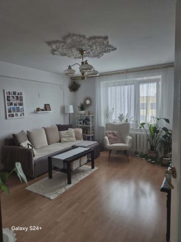 Mieszkanie 3-pokojowe Ostrowiec Świętokrzyski Osiedle Patronackie. Zdjęcie 1