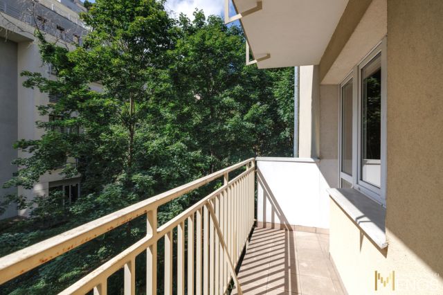 Mieszkanie 3-pokojowe Warszawa Ochota, ul. Juliana Ursyna Niemcewicza. Zdjęcie 3