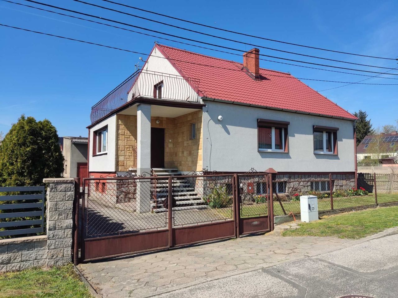 dom wolnostojący, 6 pokoi Bojanowo, ul. Sikorskiego. Zdjęcie 1