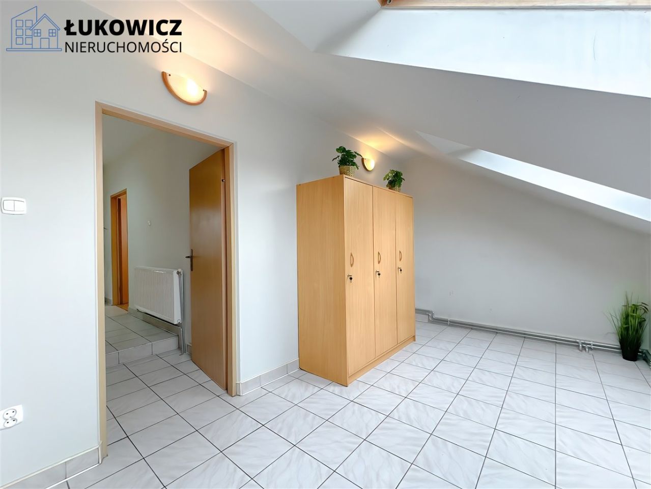 Mieszkanie 5-pokojowe Bielsko-Biała Komorowice Krakowskie. Zdjęcie 26