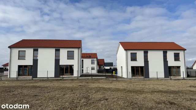 Mieszkanie 3-pokojowe Oława. Zdjęcie 2