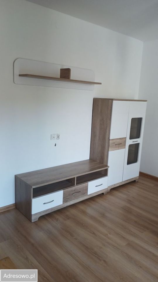 Mieszkanie 3-pokojowe Bielsko-Biała Osiedle Karpackie, ul. Klemensa Matusiaka. Zdjęcie 2