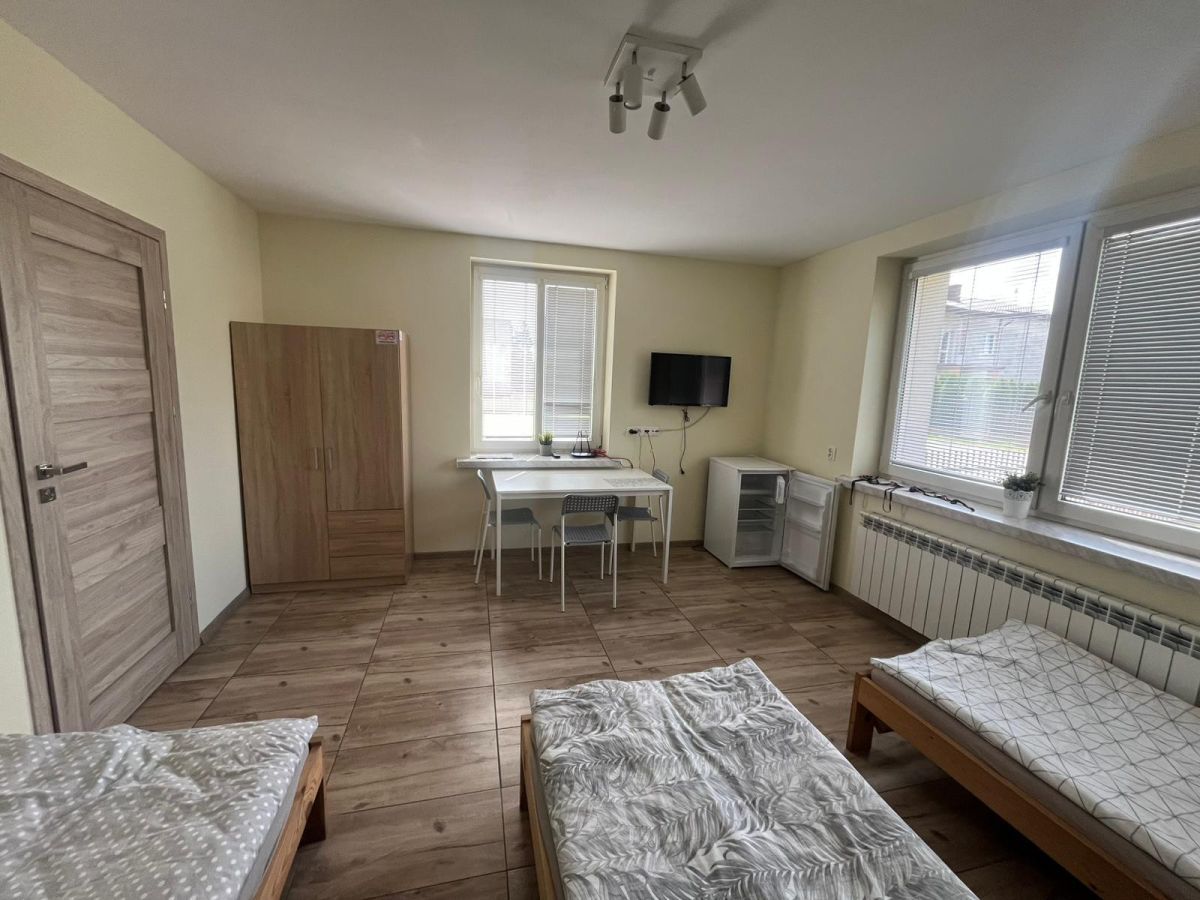 dom wolnostojący, 6 pokoi Ksawerów