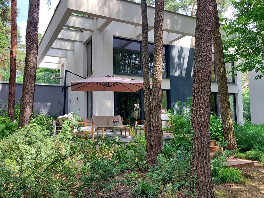 dom wolnostojący, 5 pokoi Magdalenka, ul. Paprociowa. Zdjęcie 8