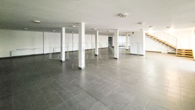 Hala/magazyn Kazimierza Wielka, ul. Przemysłowa. Zdjęcie 8
