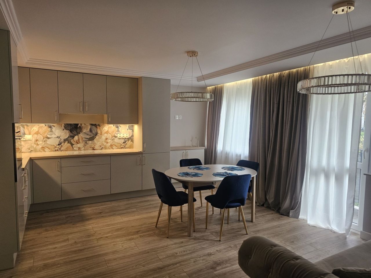 Mieszkanie 3-pokojowe Łomża, ul. Romana Dmowskiego. Zdjęcie 2