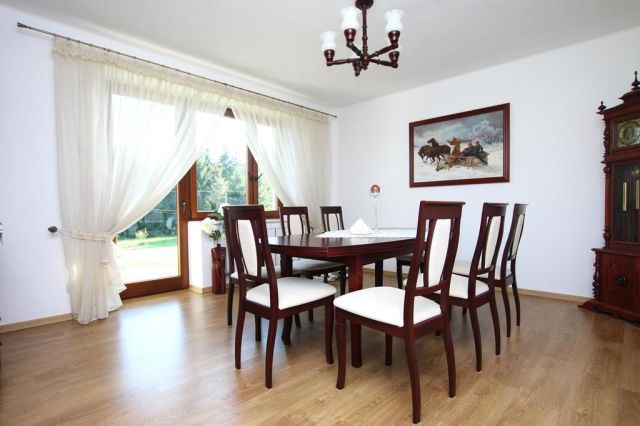 dom wolnostojący, 8 pokoi Nowa Wieś. Zdjęcie 1