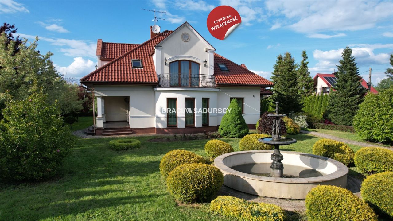 dom wolnostojący, 7 pokoi Koszyce Małe, ul. Nowa