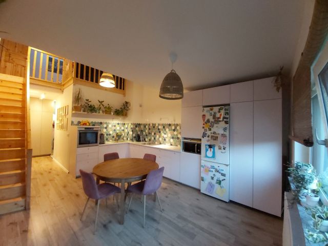 Mieszkanie 4-pokojowe Kamionki. Zdjęcie 1