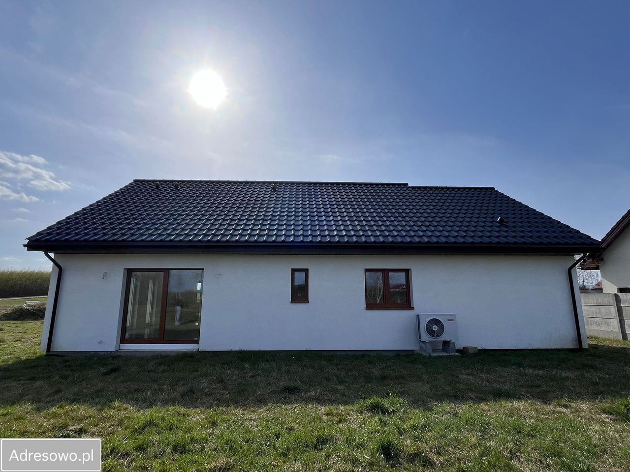 dom wolnostojący, 2 pokoje Bądki. Zdjęcie 4