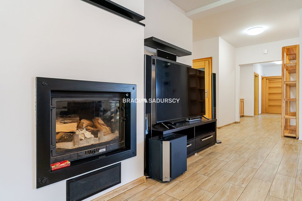 dom wolnostojący, 5 pokoi Łomna. Zdjęcie 31