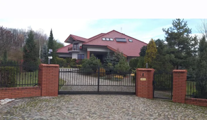 dom wolnostojący, 7 pokoi Bobolice