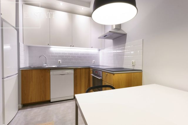 Mieszkanie 2-pokojowe Warszawa Włochy, ul. Czesława Kłosia. Zdjęcie 1