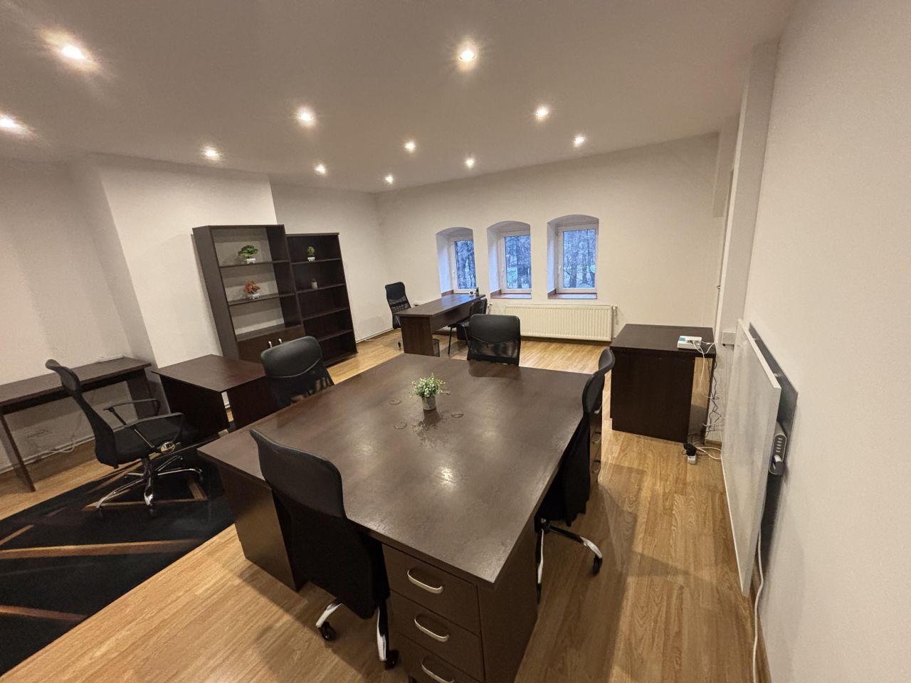 Biuro Świdnica Centrum, ul. Armii Krajowej. Zdjęcie 1