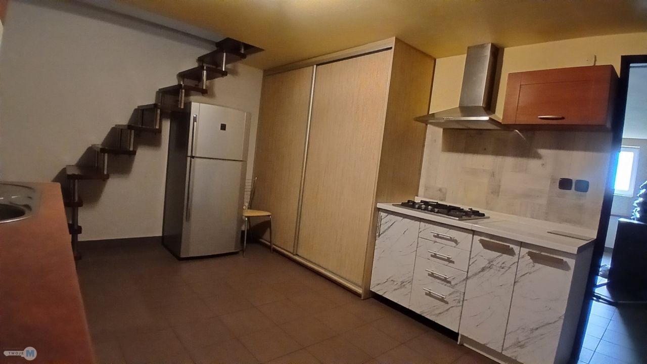 dom wolnostojący, 3 pokoje Obice. Zdjęcie 21
