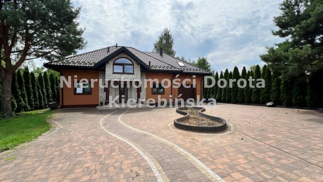 dom wolnostojący, 5 pokoi Inowłódz. Zdjęcie 3