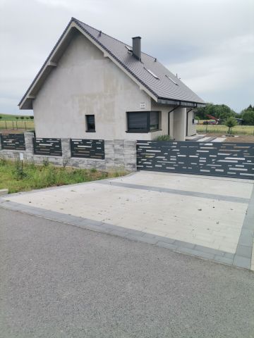 dom wolnostojący, 3 pokoje Kwielice. Zdjęcie 1