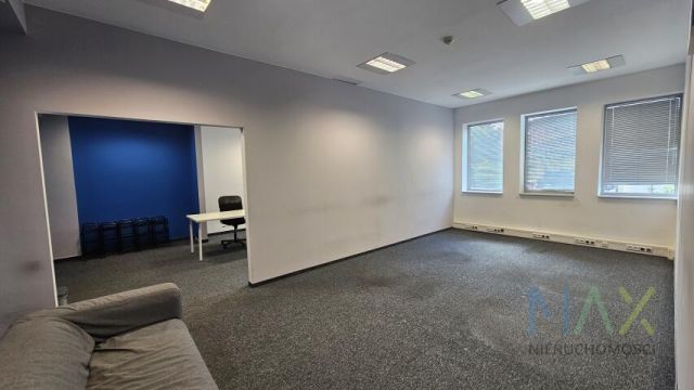 Biuro Kraków Płaszów, ul. gen. Henryka Kamieńskiego. Zdjęcie 5