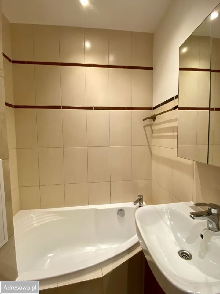 Mieszkanie 3-pokojowe Wrocław Stare Miasto, pl. Nowy Targ. Zdjęcie 3