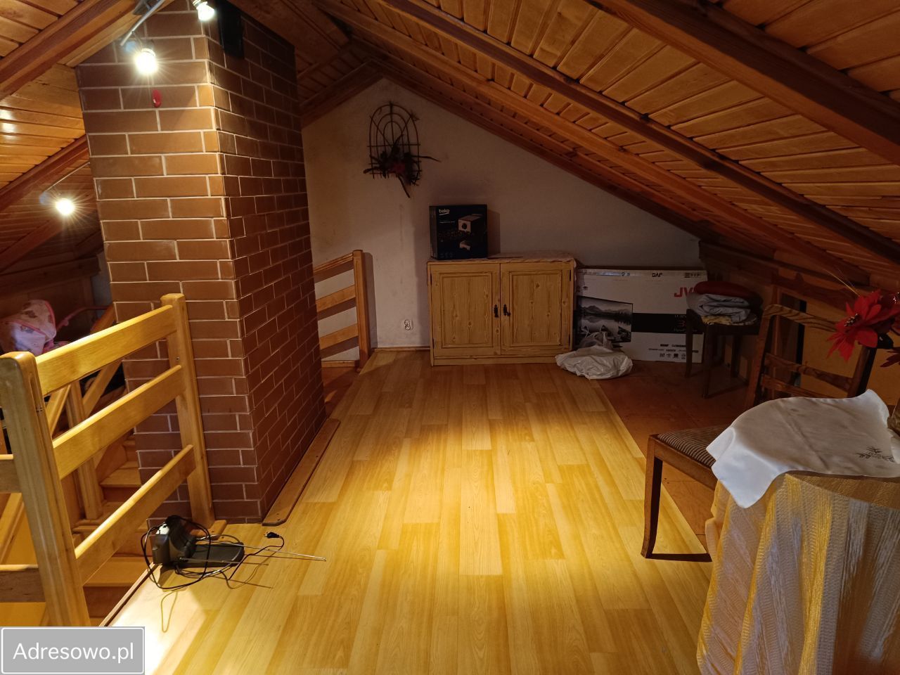 dom wolnostojący, 2 pokoje Samociążek, ul. Olimpijska. Zdjęcie 9