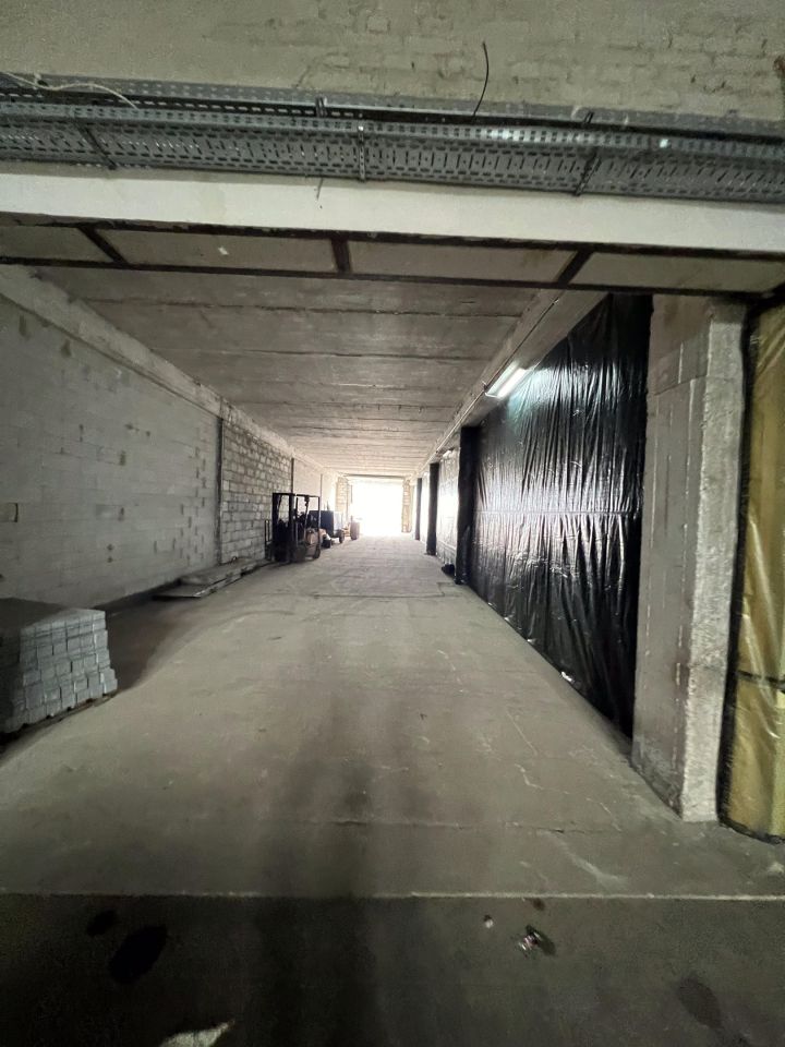 Hala/magazyn Gdynia Chylonia, ul. Hutnicza. Zdjęcie 5