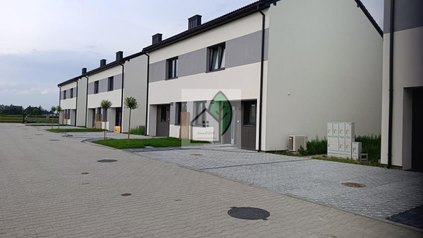 bliźniak, 5 pokoi Falenty Nowe. Zdjęcie 3